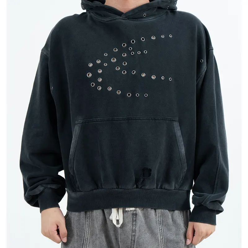 Sweat à capuche court avec motif à œillets et poche effet vieilli