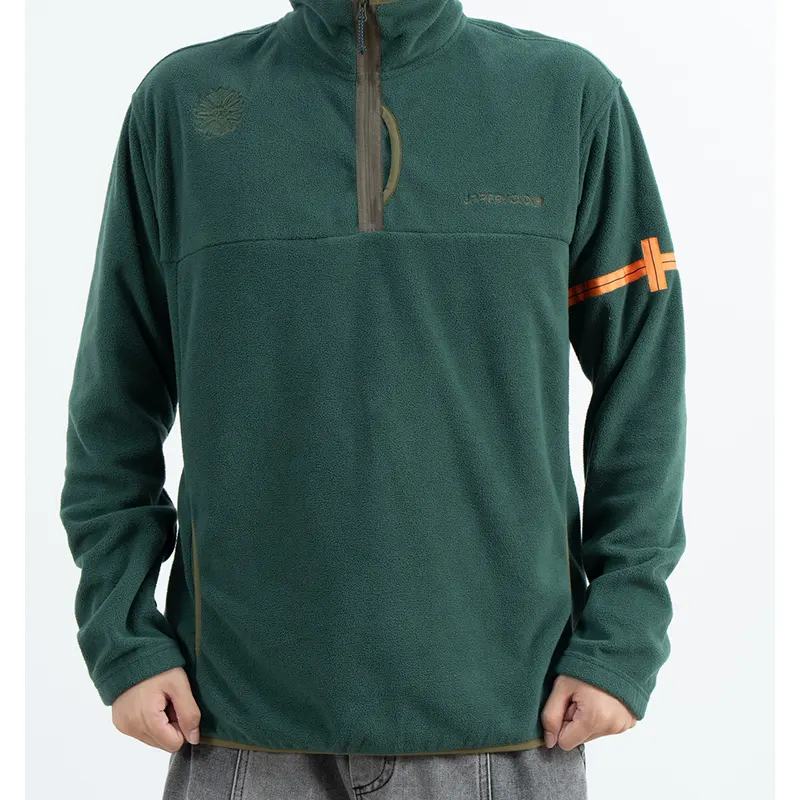 Pull en polaire vert à quart de zip avec rayures contrastées sur les manches